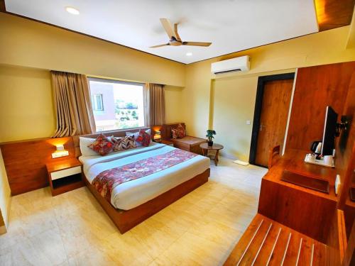 WhatsApp Image 2025-06-25 at 11.29.32 AM